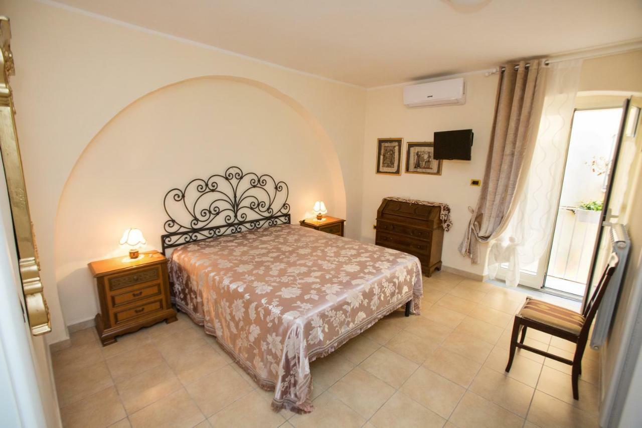 Antica Dimora B&B Canosa Canosa di Puglia Exterior photo